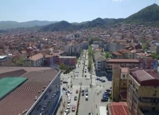 Во Скопје и Струмица одземени лиценци на управители на згради бидејки не го усогласиле работењето со законот
