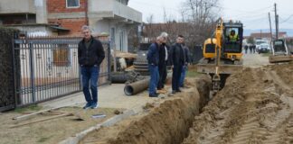 Домаќинствата кои живеат кај Домот на културата во Василево може да се приклучат на изградената фекална канализација