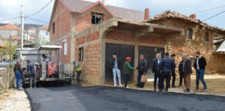 Општина Василево денес асфалтираше две улици во Висока Маала
