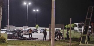 Двајца повредени и 17 откриени мигранти по ударот на возило „туарег“ во семафор на „Климент Охридски“ во Струмица