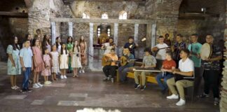 Младите од „Стихири“ од Струмица промовираа песна со видео запис посветена на „Св Климент Охридски“ (ВИДЕО)