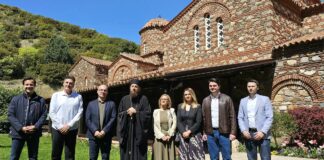 Кандидати за пратеници на ВМРО-ДПМНЕ од Струмичко побараа благослов од Епископ Стобиски г. Јаков, соопшти партијата