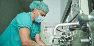 Специјализантите започнаа штрајк: Беа слушнати само во времето на Филипче