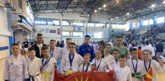 Жетва на каратистите на „Шихан“ Струмица на турнир во Србија – освоија дури 33 медали !
