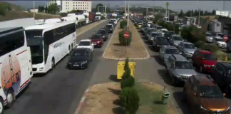 Колони возила за влез во Грција, се чека и до половина час на ГП Богородица за излез од Македонија