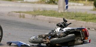 Две лица се повредени откако паднале од мотоцикл на булеварот Маршал Тито во Струмица