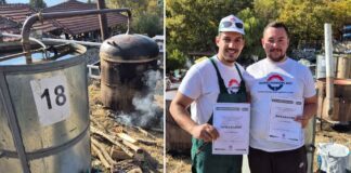 Добрата „домашна“ е мала тајна на големите мајстори, кажаа Калковалиев и Арабаџиев победници на ракијадата во Валандово (ФОТО)