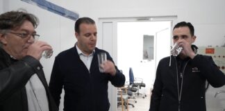 Костадинов: Водата што излегува од филтер станицата во Струмица е чиста, питка и безбедна за пиење – чекаме решение од АХВ