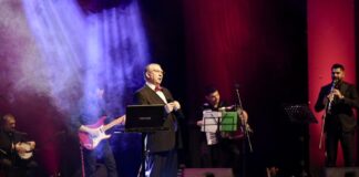 Перо Христов одбележа 55 години музичка кариера и ги распеа струмичани во Центарот за култура со неговите хитови ! (видео)