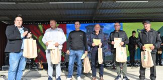 Осум земјоделци од Градашорци беа прогласени и добија признанија за најголеми производители на праз во 2024 (фото)