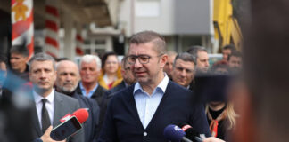 Ќе прогласиме мораториум додека угостителските објекти не ги отстранат неправилностите, рече премиерот Мицкоски во Радовиш