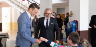 Министерот и заменик министерот за социјална политика во Заводот Бања Банско за да се унапредат условите за живот на корисниците