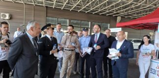 Заморот може да биде опасен, МВР и РСБСП со кампања „Безбедно во лето – Вози одморен“ и на ГП Богородица делеа вода и флаери