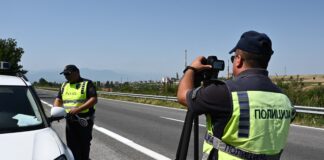 Приведен возач кој на автопатот ,,Пријателство“ кај Прдејци гевгелиско ,,летал“ со 217 км на час