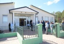 Градинката во Ангелци од ноември ќе почне со работа, објави премиерот Мицкоски кој беше во Општина Василево