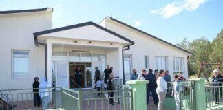 Градинката во Ангелци од ноември ќе почне со работа, објави премиерот Мицкоски кој беше во Општина Василево