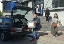 Гласаат болните и изнемоштени лица во Валандово, Дојран и Конче – утре таму втор круг гласање за Градоначалник