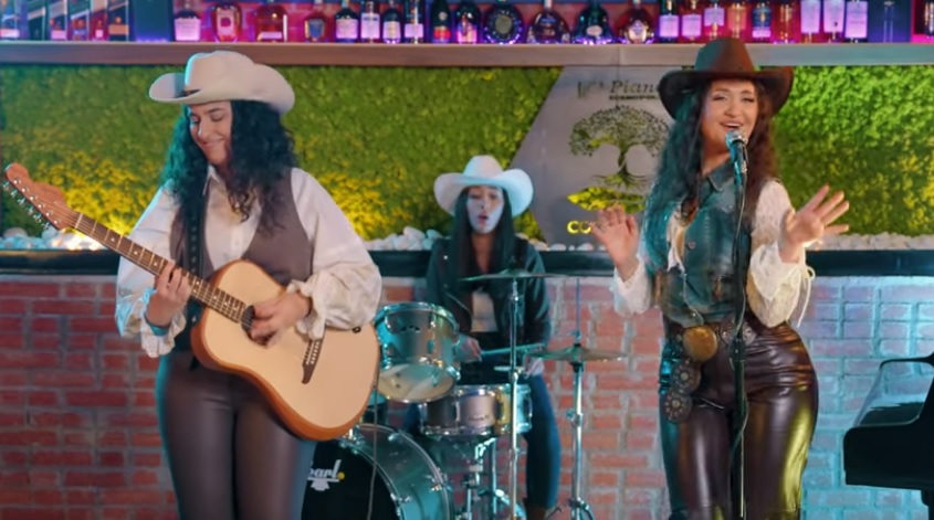 „Ники мој“ со кантри шмек во изведба на „Ана и девојките“ – во спотот се јавуваат и како глумици ! (видео)