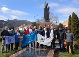 За претседателот Трајковски ќе пешачиме додека не држат нозете – планинари од Струмица тргнаа пеш за Скопје