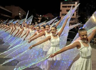 Струмица како Рио на Балканот – над илјада карневалисти со исто толку креации и пораки во четиричасовно дефиле !