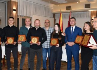 Радовиш ги прогласи најдобрите во спортот за 2025 – доминираше БК Бучим но наградата за спортист кај одбојкарот Илиев (ФОТО)