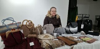 ВИДЕО: Љубинка од Струмица од макраме прави уникатни рачни производи во кои вложува огромна љубов и трпение !
