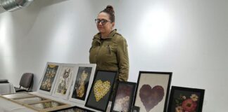 ВИДЕО: Јасминка од Струмица прави уметнички дела од природно сушено цвеќе, го собира од секаде а дел одгледува и дома