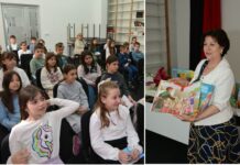 Третоодделенци од ООУ ,,Петар Мусев“од Богданци на средба со писателката Јадранка Клисарова (ФОТО)