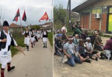 ФОТО: Во струмичко Костурино прикажана традицијата – борба меѓу џамалџии и разбојници, како потсетник како сами си го бранеле селото