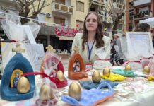 Младата Мелани од струмичко Куклиш прави уникатни дела од глина – на почетокот и било тешко но не се откажала (ВИДЕО)