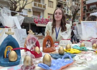 Младата Мелани од струмичко Куклиш прави уникатни дела од глина – на почетокот и било тешко но не се откажала (ВИДЕО)