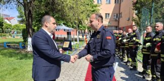 Јанков: Ќе продолжиме и понатаму со обезбедување на соодветна опрема за поефикасно да делуваат струмичките пожарникари