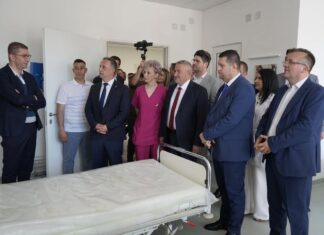 Мицкоски: Во септември ќе биде пуштено новото болничко крило на струмичката болница кое почна да се гради пред 40 години, кажа Мицкоски