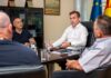 Министерот Серафимовски се сретна со преработувачите за откупот на „ајварката“ – очекувам конструктивен пристап ! (ФОТО)